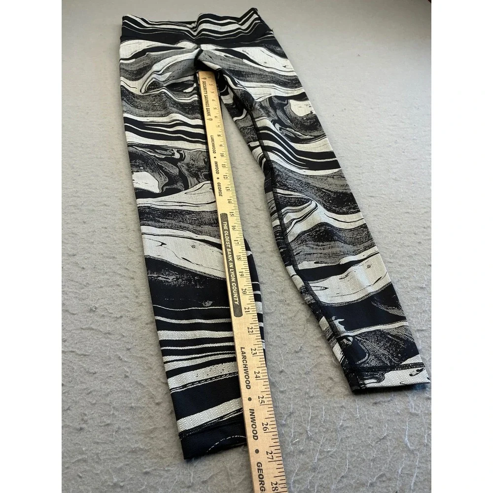 lululemon athletica preowned these